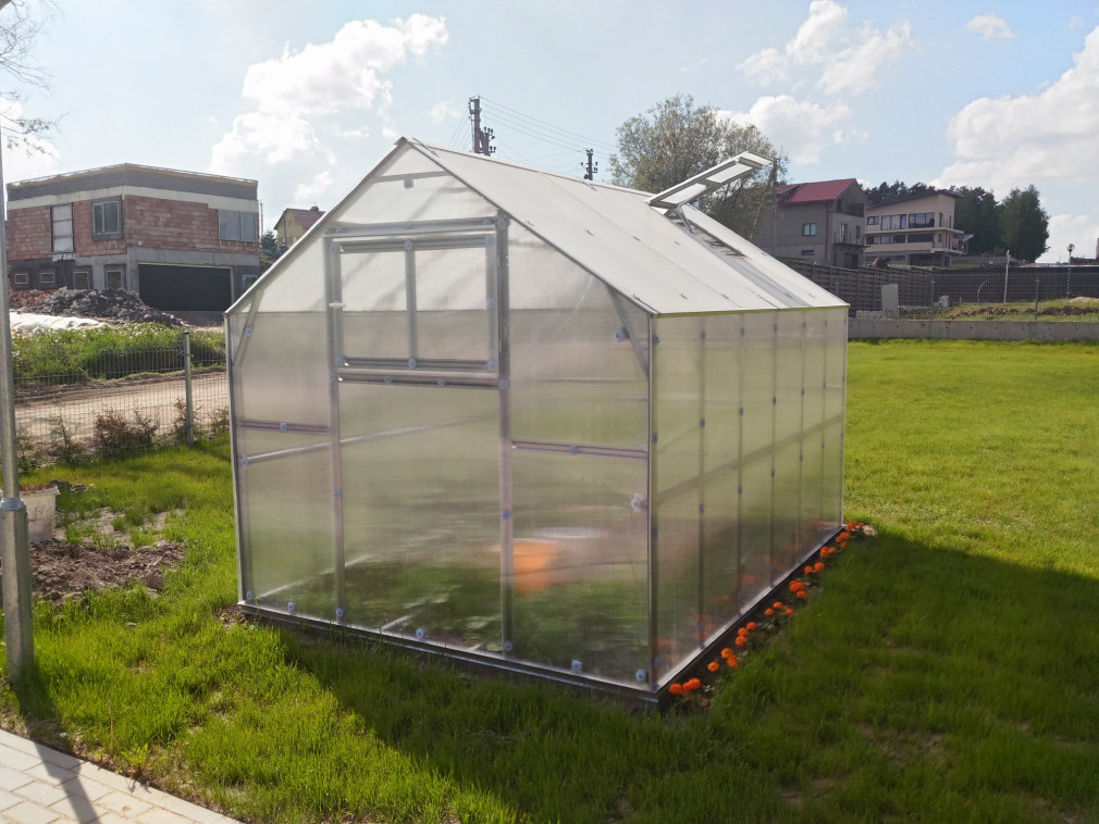 Zahradní skleník z polykarbonátu tl.6 mm COVERNIT HOUSE 7 - š.2,35 x dl.7,17 m