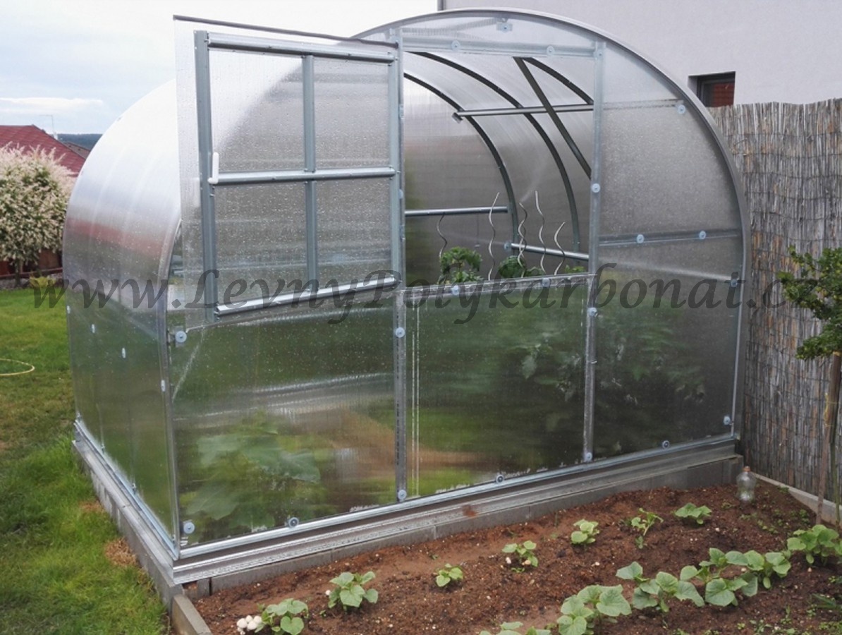 Zahradní skleník z polykarbonátu tl.6 mm GARDENTEC CLASSIC PROFI š.3 x dl.4 m