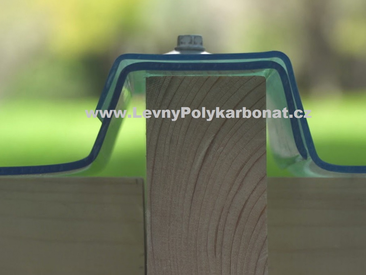 Trapéz ČIRÁ HLADKÁ 3mm polykarbonát GUTTA GLAZE š.0,688m x dl.6m (4,13m2)