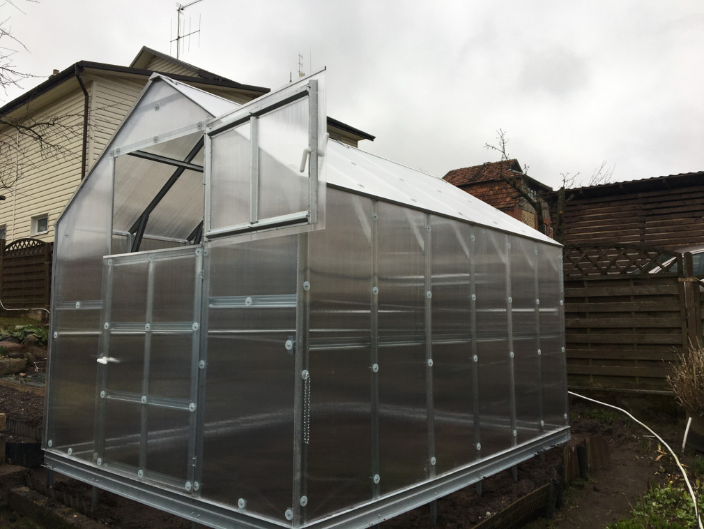 Zahradní skleník z polykarbonátu tl.6 mm GARDENTEC H11 - š.2,35 x dl.11,17 m