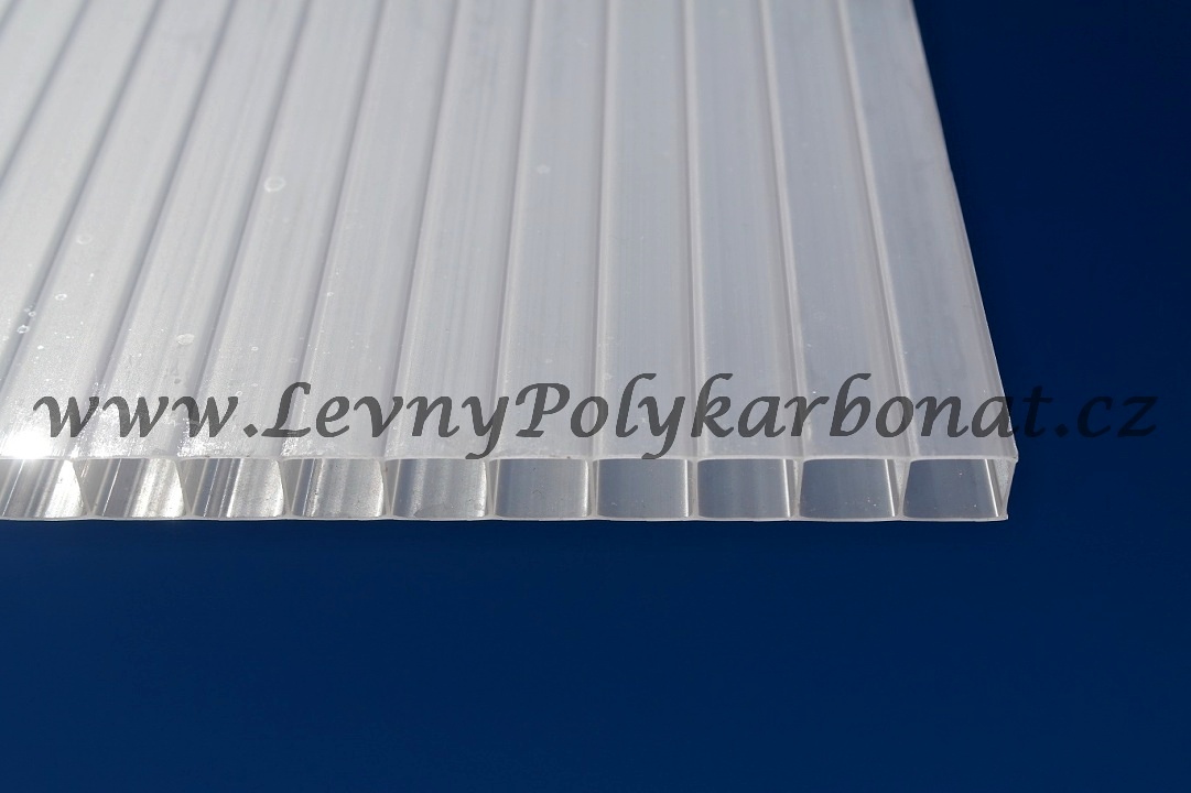 Dutinková deska OPÁL 10mm 2UV LEXAN THERMOCLEAR 2RS š.1,05m x dl.5m (5,25m2)