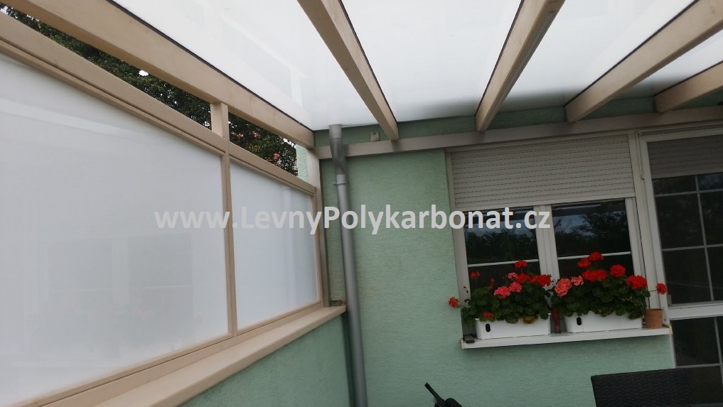 Plná deska OPÁL 6mm 2UV polykarbonát PALSUN Mono š.1,05m x dl.6m (6,3 m2)