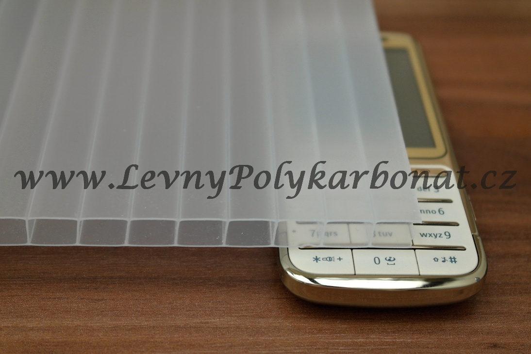 Dutinková deska OPÁL 6mm 2UV MULTICLEAR BOX 2 WALL š.2,1m x dl.3m (6,3m2)