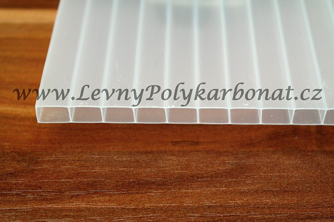 Komůrková deska OPÁL 8mm 2UV MULTICLEAR BOX 2 WALL š.1,05m x dl.1m