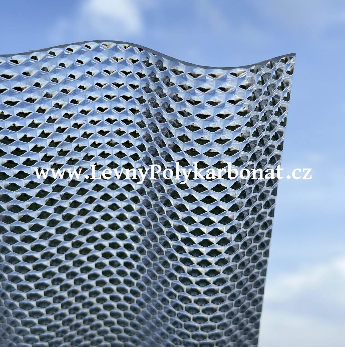 Vlna ČIRÁ DIAMANT 2,8mm polykarbonát WBH STRONG š.1,045m x dl.4m (4,2m2)