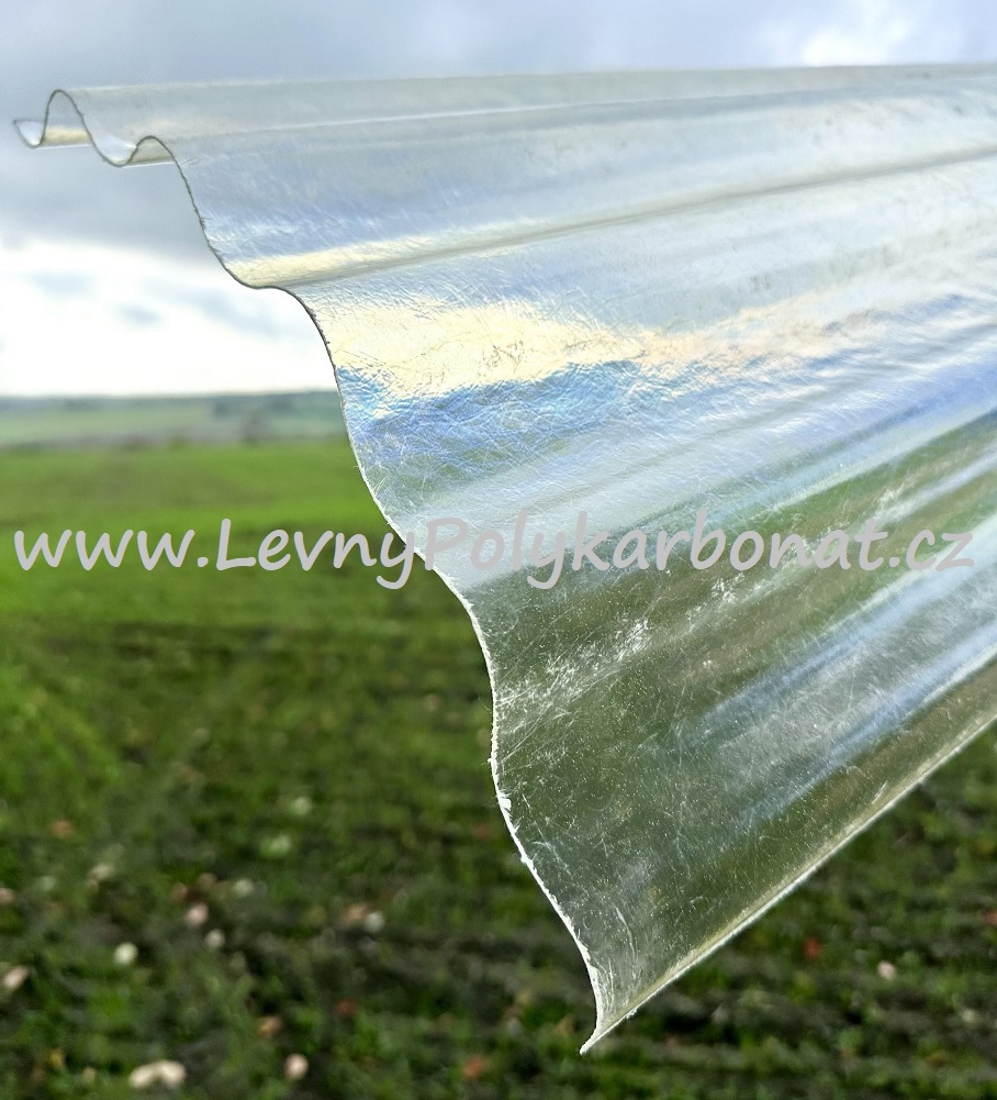 Role vlna sklolaminát GUTTAGLISS PES TL.0,7 mm - VL76/18 PŘÍRODNÍ - v. 1,0m (ŘEZY NA MÍRU Z NÁVINU)