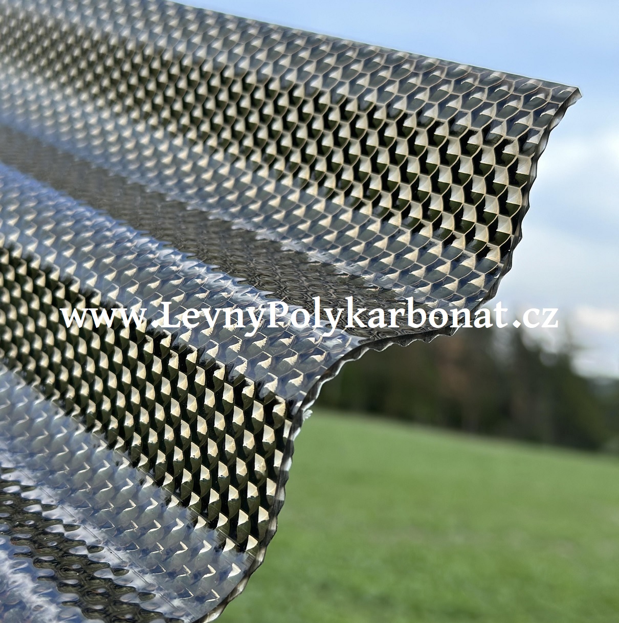 VLNA GUTTA WABE - VL76/18 tl.2,8mm (DIAMANTOVÁ BRONZ) -š.1,045mxdl.3m
