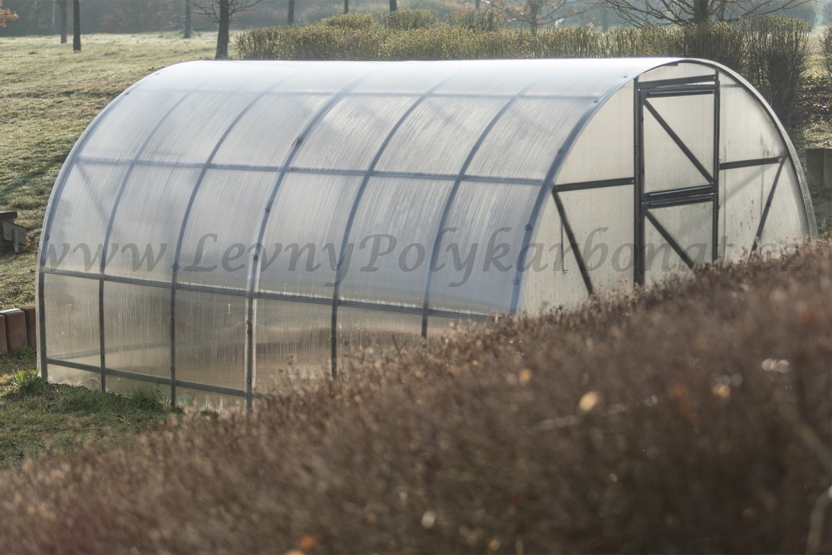 Zahradní skleník z polykarbonátu tl.4 mm ECONOM 6 x 3 m