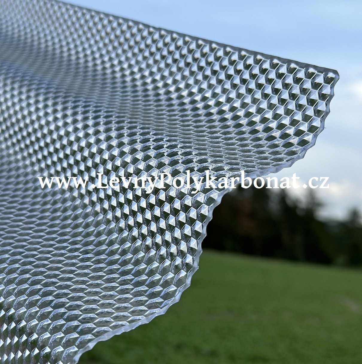 VLNA GUTTA WABE - VL76/18 tl.2,8mm (DIAMANTOVÁ ČIRÁ) -š.1,045mxdl.3m