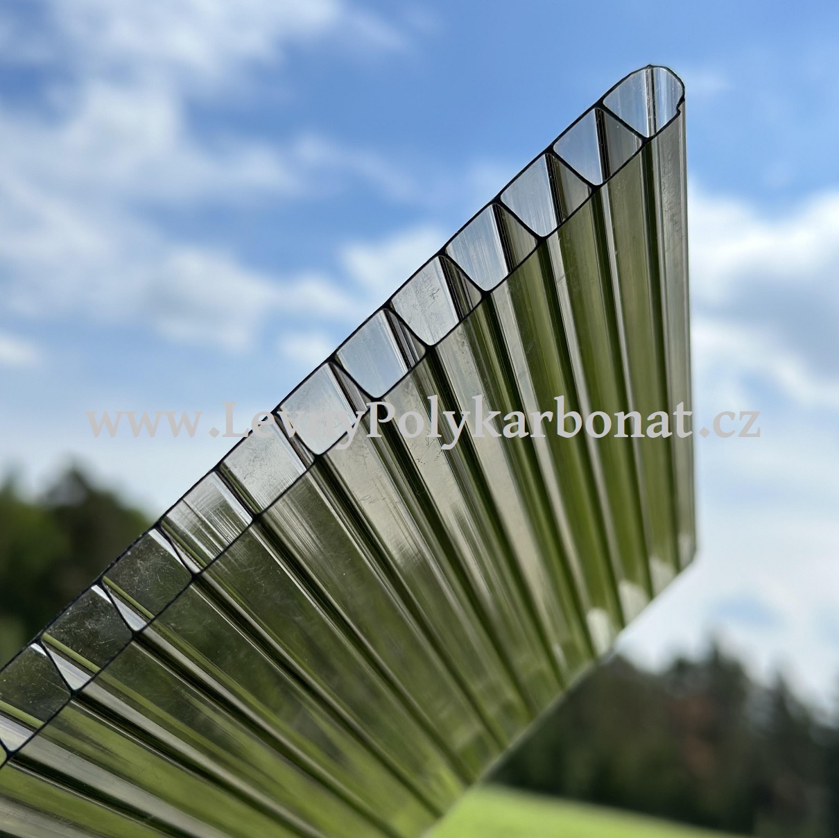 Komůrkové desky tl. 10 mm SUNLITE PC2/1UV BRONZ 2,1 m x 5 m